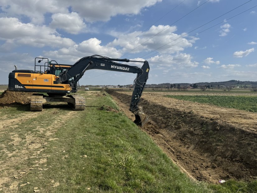 U tijeku čišćenje i uređenje potoka i kanala na više lokacija diljem općine Jalžabet