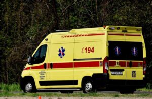 Vozač ozlijeđen nakon sudara s kamionom