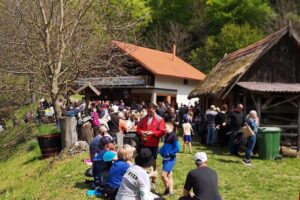 NOVI MAROF Proslava 1. svibnja i sjećanje na VRO Bljesak na više lokacija, uz grah, druženje i glazbu