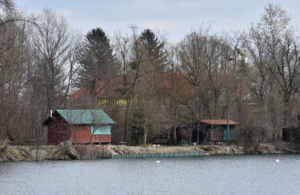 „Kod nas se ruši, a u Sl. Brodu i Prelogu našla su se rješenje za slične slučajeve“