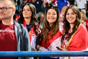 Hrvatski navijači napravili sjajnu atmosferu na sinoćnjem susretu sa Slovenijom