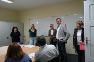 Bosilj posjetio polaznike besplatnih priprema za maturu: „Želimo da svi maturanti imaju jednake prilike“