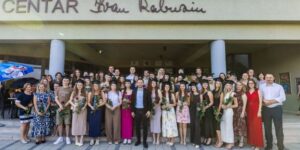 FOTO Srednja škola Novi Marof svečano ispratila još jednu generaciju maturanata