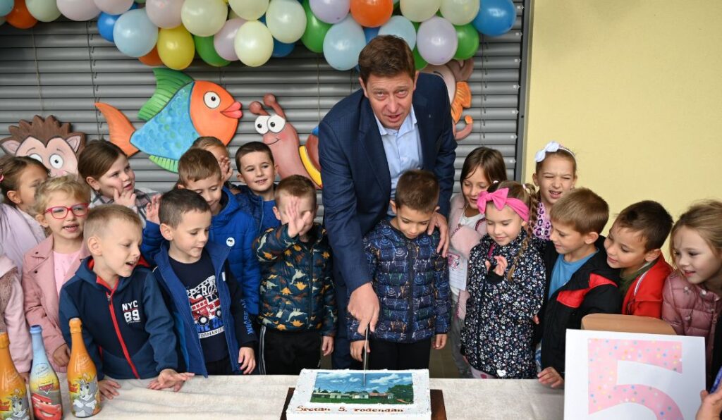 SREDSTVA ZA DJEČJE IGRALO U OPĆINI VINICA