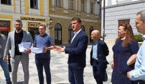 Pokorny: Sreća je da je inspekcija zatvorila radove da se ne bi dogodilo što se dogodilo u Novom Sadu
