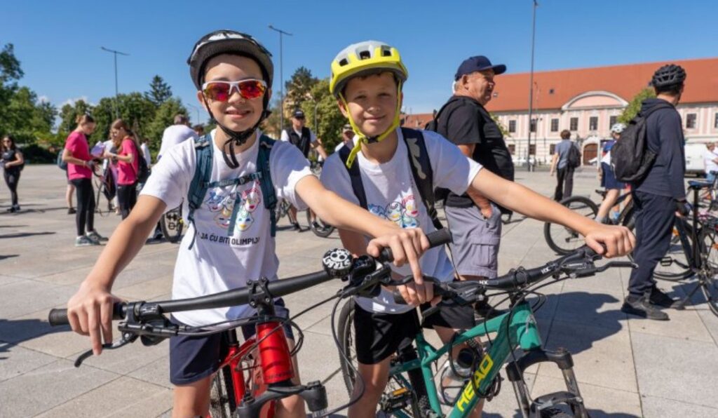 FOTO Održana 25. jubilarna Varaždinska biciklijada ponovno okupila brojne građane svih generacija