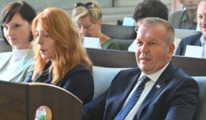 “Jedino još nismo izgradili egipatske piramide, ali da, u pravu ste, najmanje se ulagalo u Visoko”