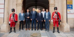 Ministar gospodarstva Ante Šušnjar uručio ugovore o stipendiranju